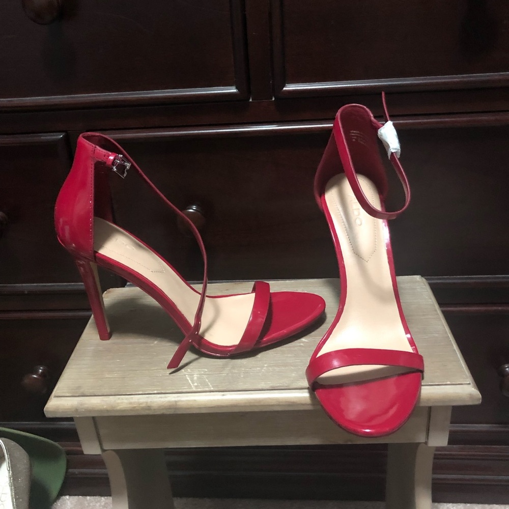 Heels - Picture 6 of 8